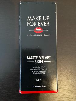 Make Up Forever Professional Paris Matte Velvet  Skin