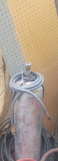 Welding tank