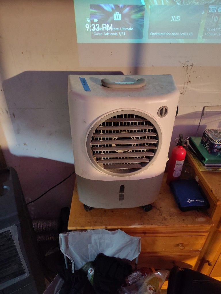 Plug in swamp cooler