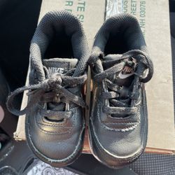 Nike Air Max 90 Toddler 7c $30