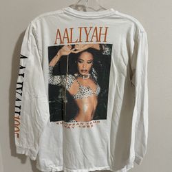 Vintage R&B Aaliyah 1995 Graphic Long Sleeve - Size Medium