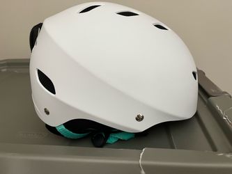 OutdoorMaster Kelvin Ski Helmet - Snowboard Helmet for Men, Women & Youth - Large -$20