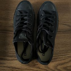 Black Chuck Taylor Converse