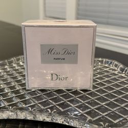 Miss Dior Perfume 