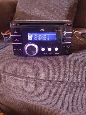 Jvc Car Stereo With USB Aux Cd