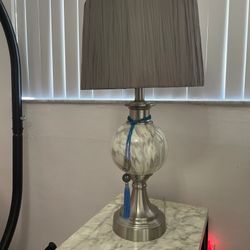 White Marbled End Table W. Matching Lamp