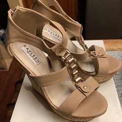 Women’s wedge open toe size 8 1/2