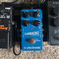 Flashback Delay Guitar Pedal Like New W/box