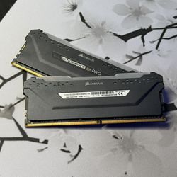 Corsair Vengeance RGB PRO DDR4 32GB 2x16GB Gaming PC Computer Ram