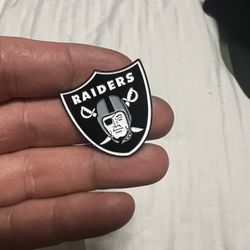 Pin Hat Raiders