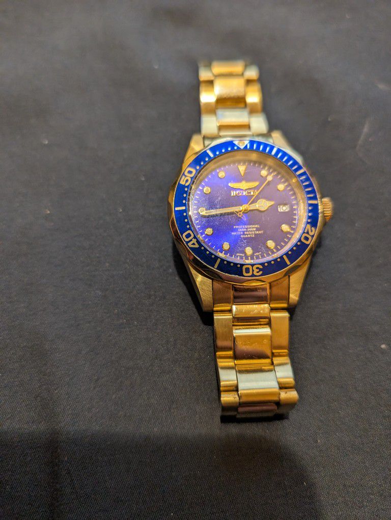 Invicta Men's Watch Pro Diver Dive Quartz Blue Dial Yellow Gold Bracelet 17052