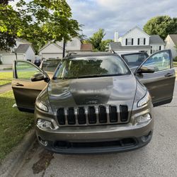2016 Jeep Cherokee