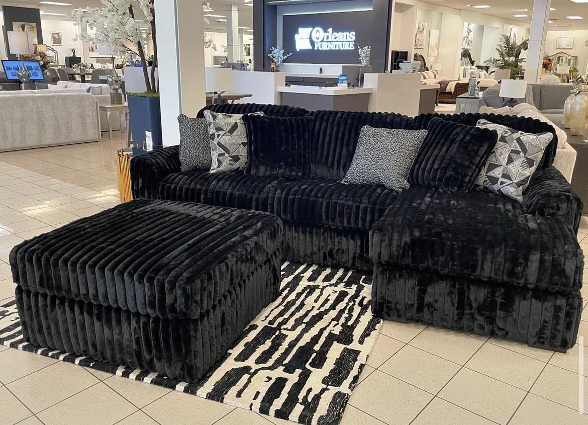 Brand New Ashley’s Comfy Corduroy Sectional