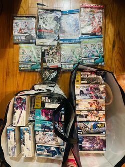 LOT OF BANDAI GUNDAMS + ACCESSORIES (1/144s)