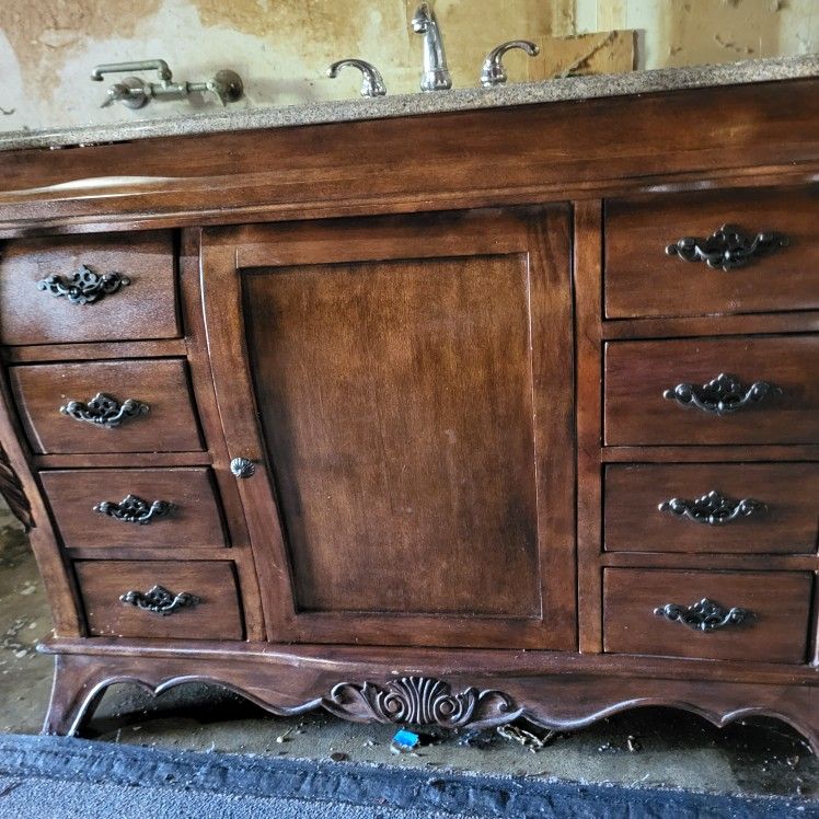 Beautiful Vanity 