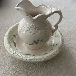 Vintage Arnel’s Ceramic Pitcher & Bowl Set 