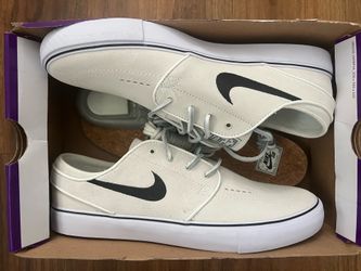 Nike Janoski