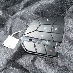 Left Steering Wheel Button (dodge)