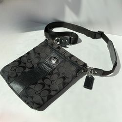 COACH Signature Swing Crossbody Bag