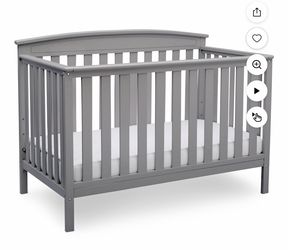 Baby crib light gray briefly used no mattress