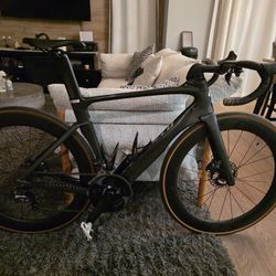 2016 SPECIALIZED S-Works VENGE VIAS CARBON ROAD BIKE!