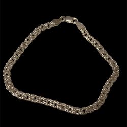 Women’s silver bracelet 8 inch   Ag  0.900