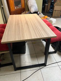 Modern Dining Table with Metal Legs