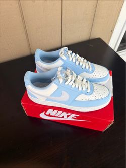 Nike   Low-Top Sneakers Blue and White