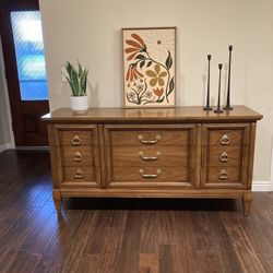 Mid Century Modern Walnut Nine Drawer Dresser By Dixie 