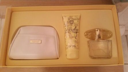 Versace yellow diamond