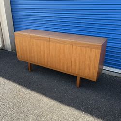 Mid Century Modern Walnut Sideboard