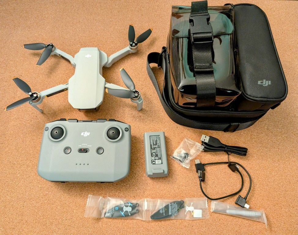 DJI Mini 2 4k drone aerial camera bundle