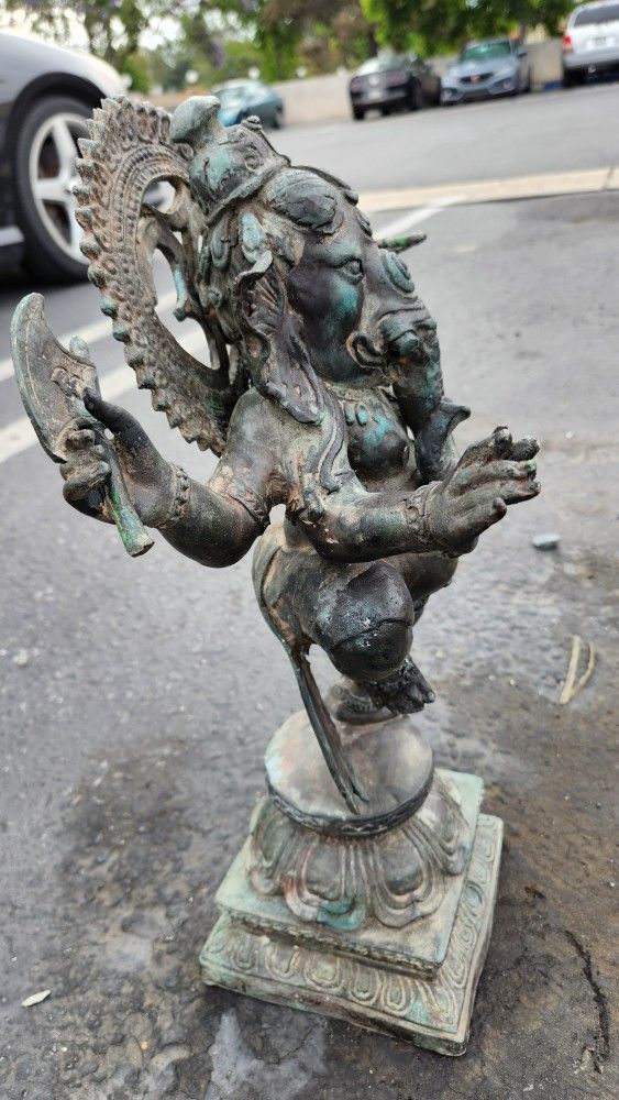 GANESHA STATUE