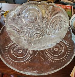 L. E. Smith Very Large Glass Punch Bowl & Underplate 22" Wide Slewed Horseshoe