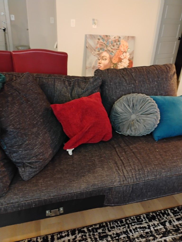 Couch/sectional