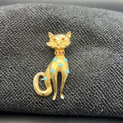 Vintage 50s-60s Gold tone Cat With  turquoise colored stones with red colored stones  Cat Brooch Pin 