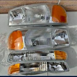 99-06 GMC Sierra | 00-06 GMC Yukon / Yukon XL Headlights Faros Calaveras Micas Luces Lamps