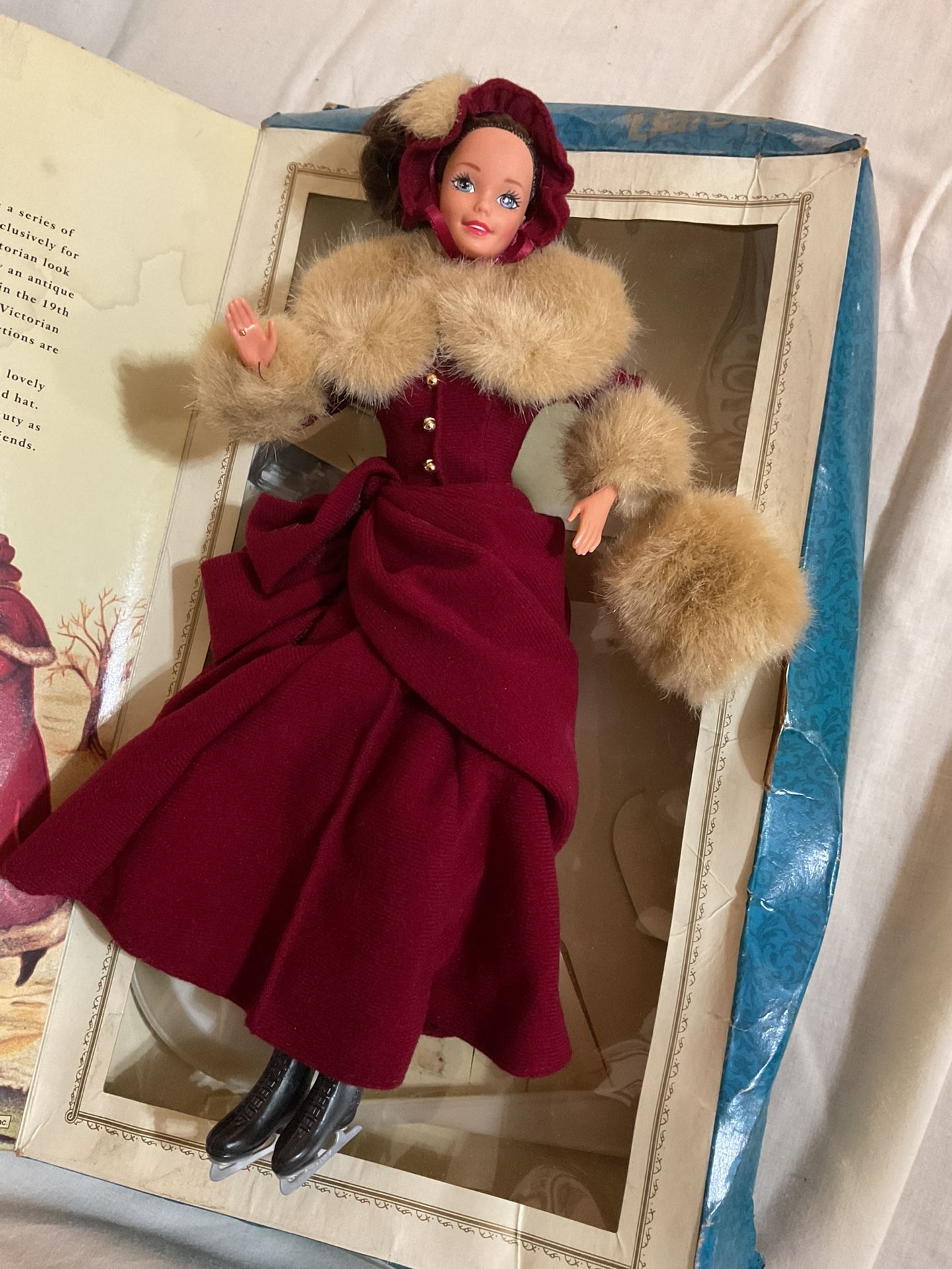 VTG VICTORIAN 1994 BARBIE DOLL