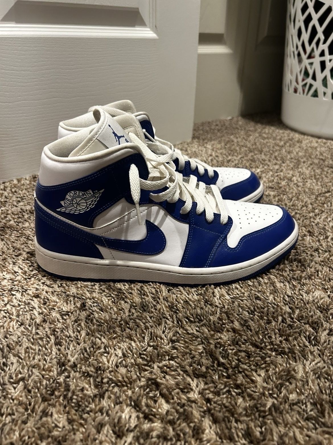 Jordan 1 White/Blue
