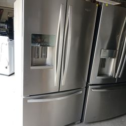 Whirlpool Refrigerator French Door Stainless Steel Everything Works Good 👍
