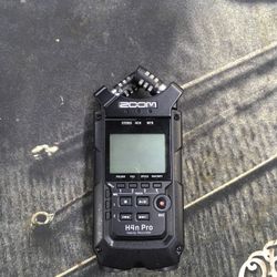 Zoom H4N Pro