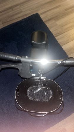 Knee scooter