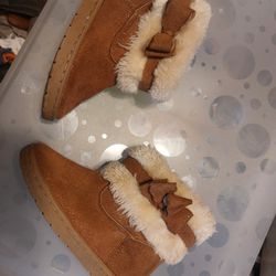 Girls Boots Size 9m