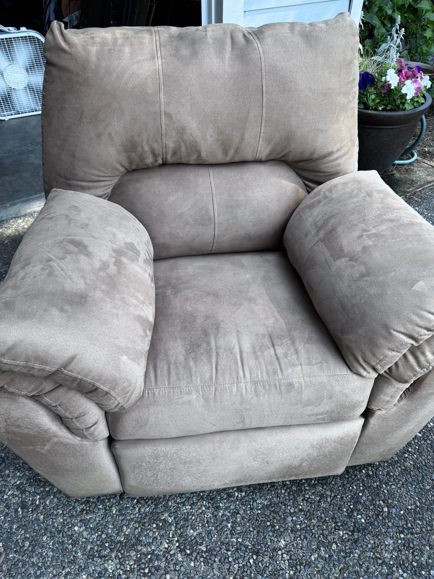 Rocking Recliner