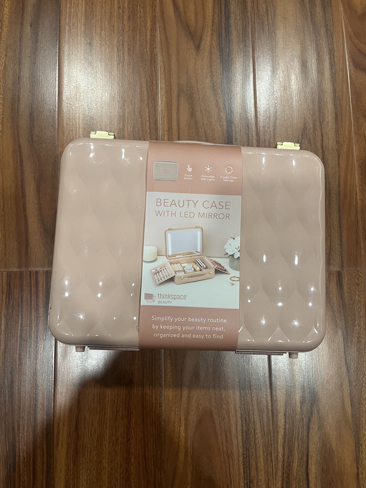 thinkspace Beauty Case With LED Light Mirror