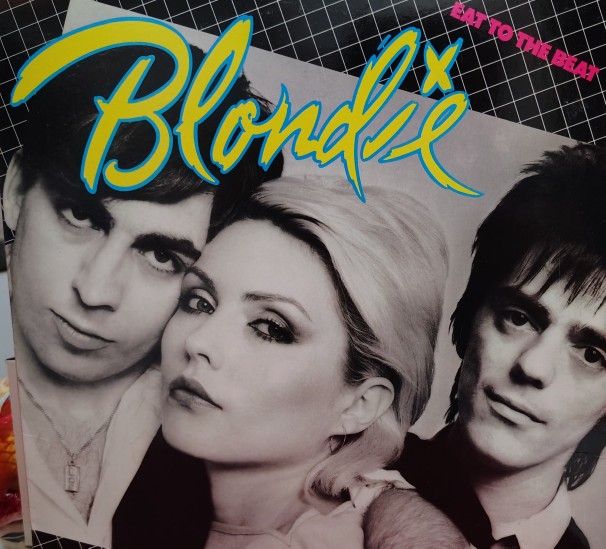BLONDIE eat to the beat