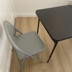 Foldable Table And Chairs 