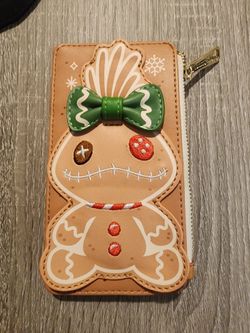 Lounge fly wallet