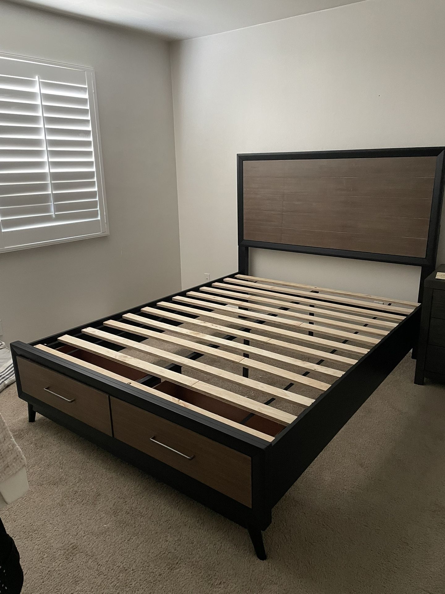 QUEEN SIZE WOODEN BED FRAME PICK UP TODAY