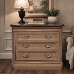 Bernhardt Bachelor's Chest | Solid Brass Hardware | Made in USA
